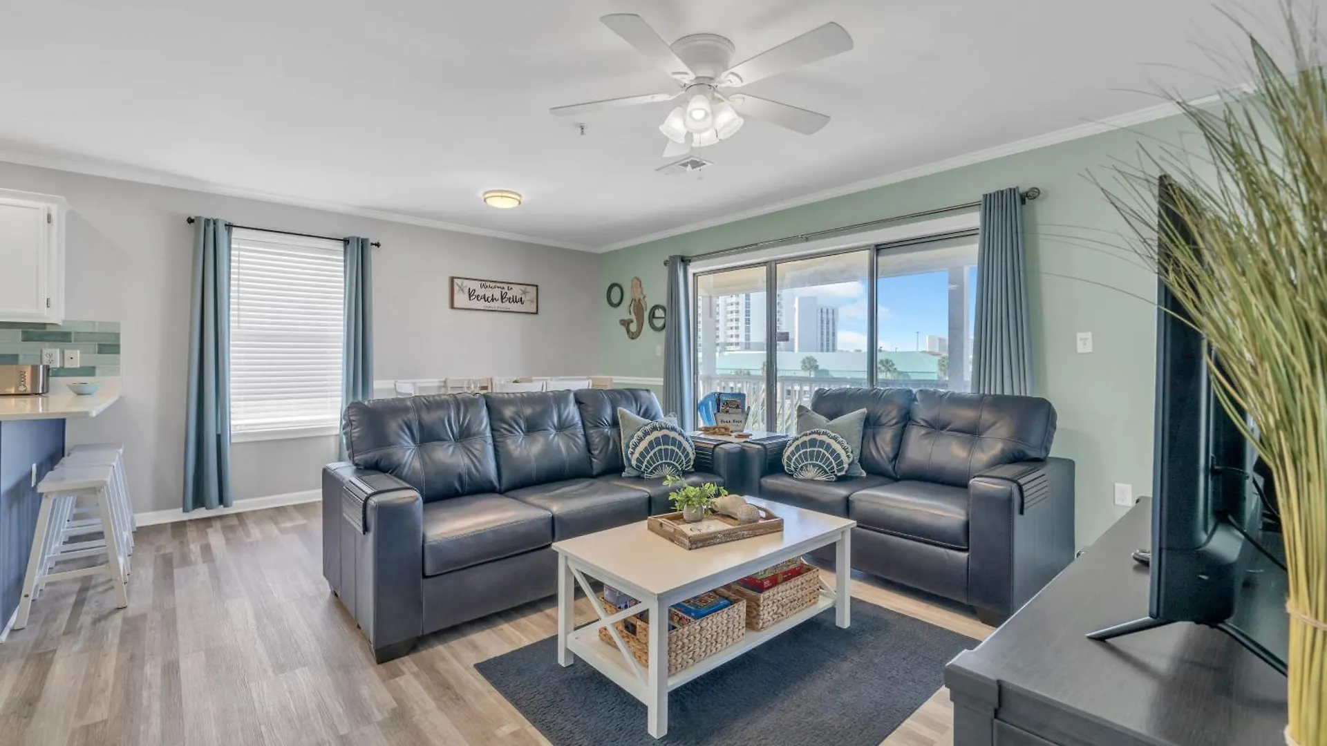 Beach Bella-Quiet-Pool-Private Beach Access Destin