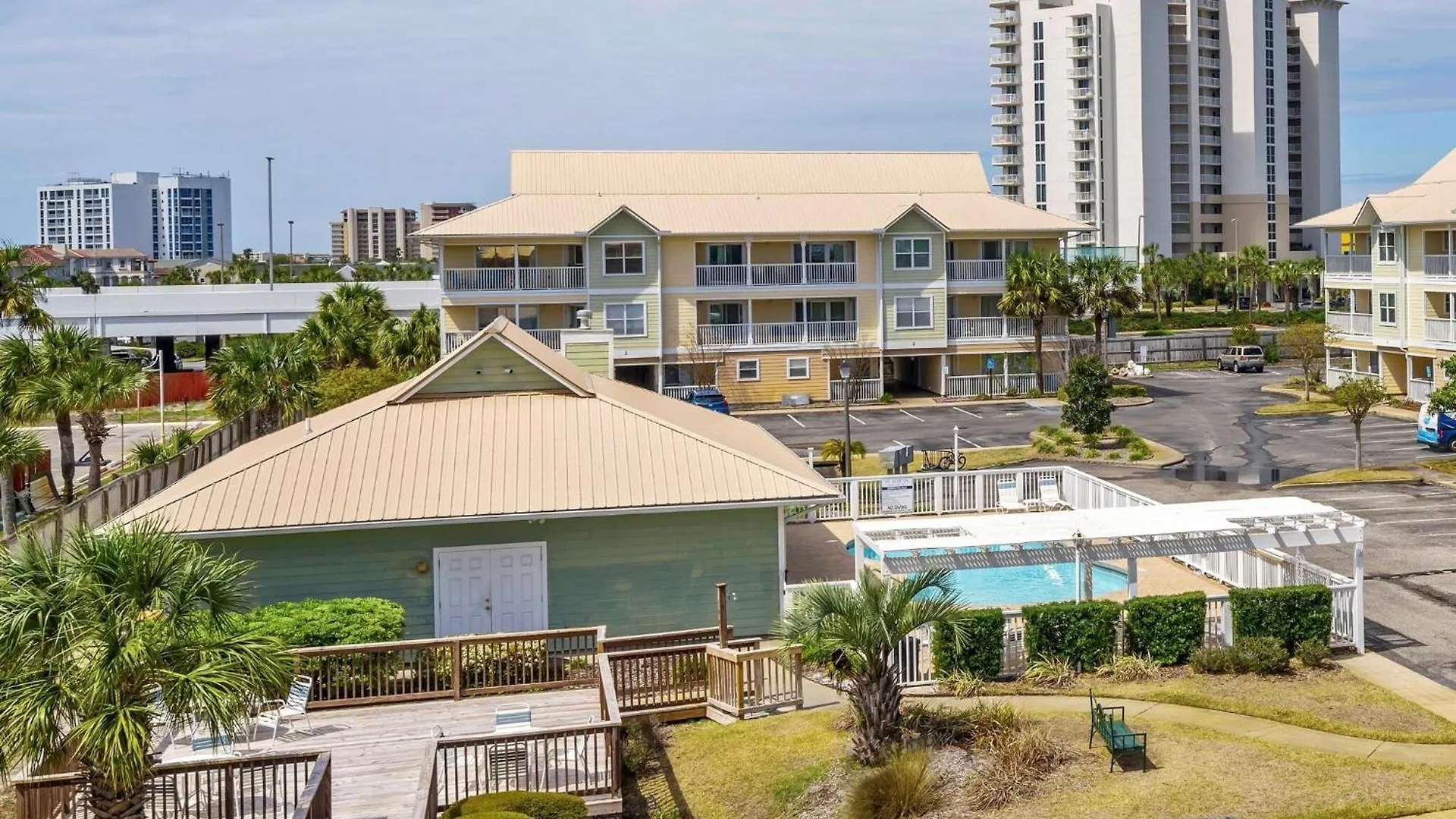 Beach Bella-Quiet-Pool-Private Beach Access Destin